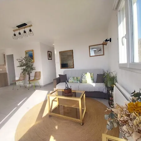 Superbe T4, 1er Etage, 6 Couchages, Parkings, Proche Saint-Pierre-la-Mer (Aude)